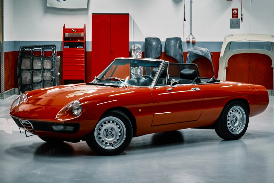 1977 Alfa Romeo Series 2 - Image 2 of 31