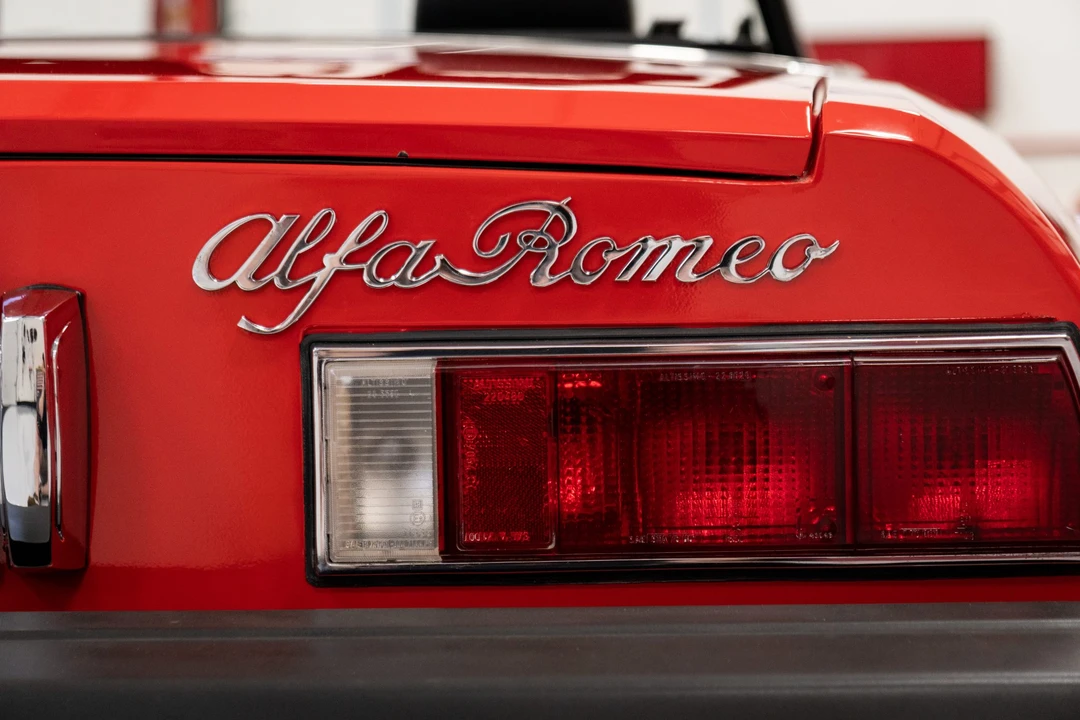 1977 Alfa Romeo Series 2 - Image 31 of 31
