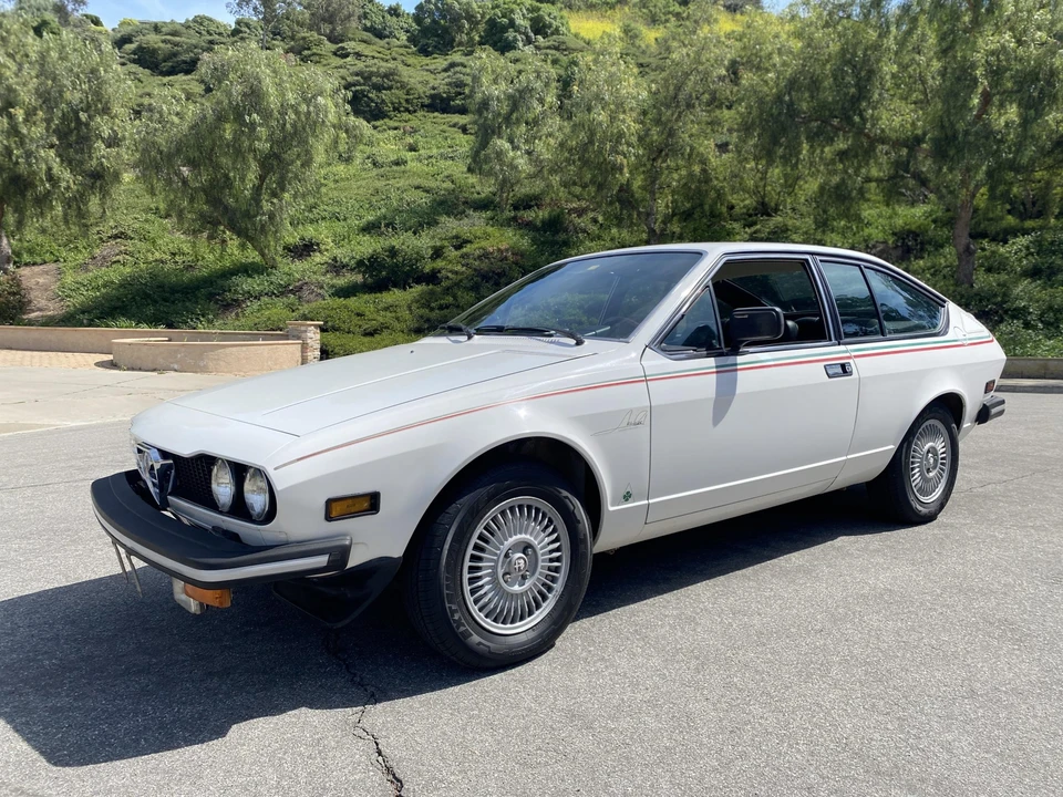 1977 Alfa Romeo Alfetta GT - Image 2 of 31