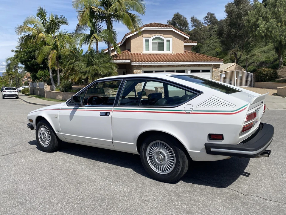 1977 Alfa Romeo Alfetta GT - Image 29 of 31