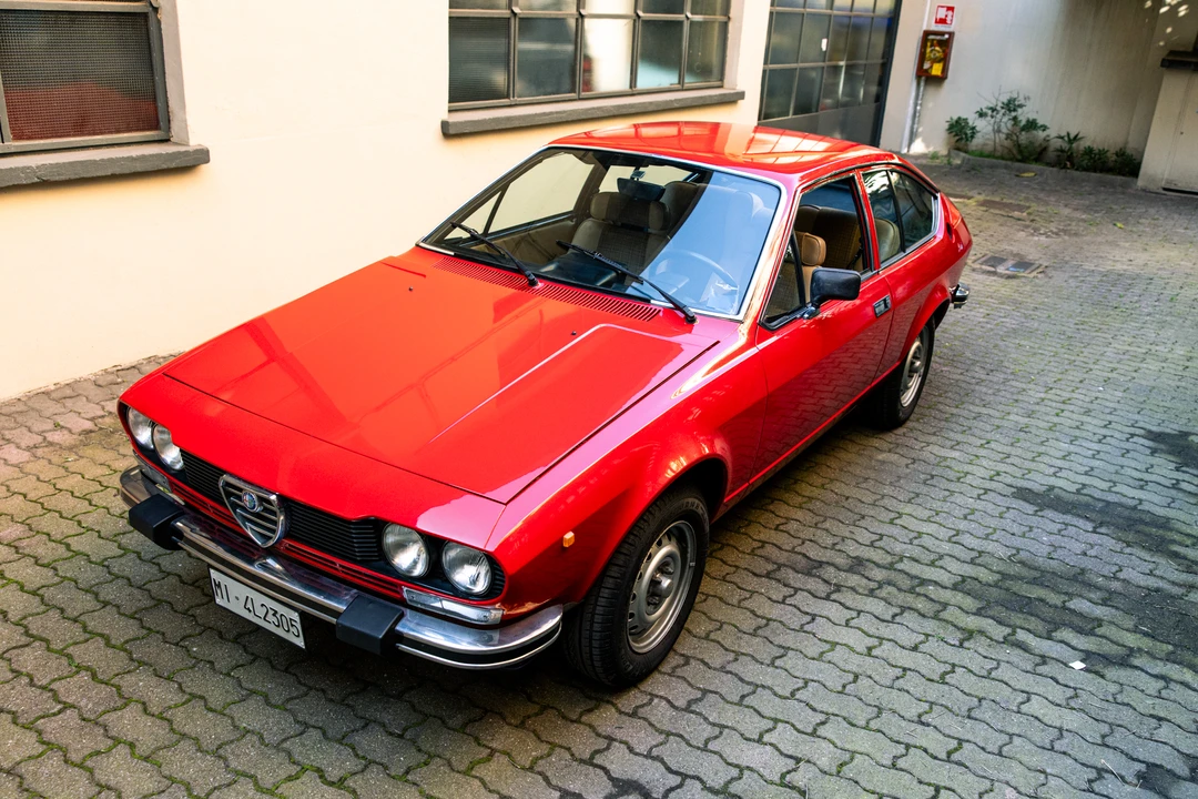1977 Alfa Romeo Alfetta GT - Image 11 of 31