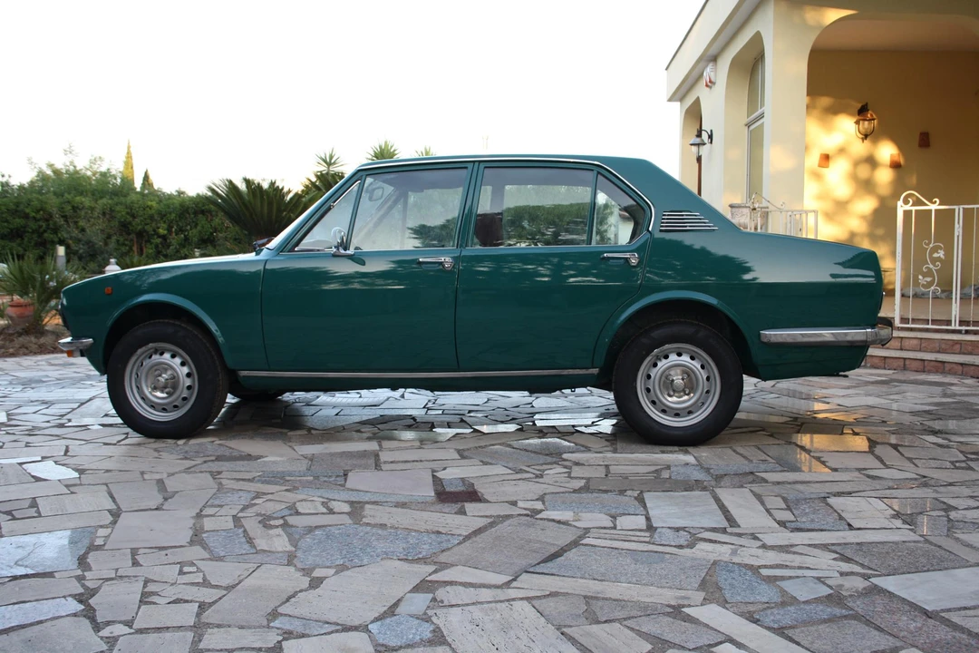 1977 Alfa Romeo Alfetta - Image 14 of 31