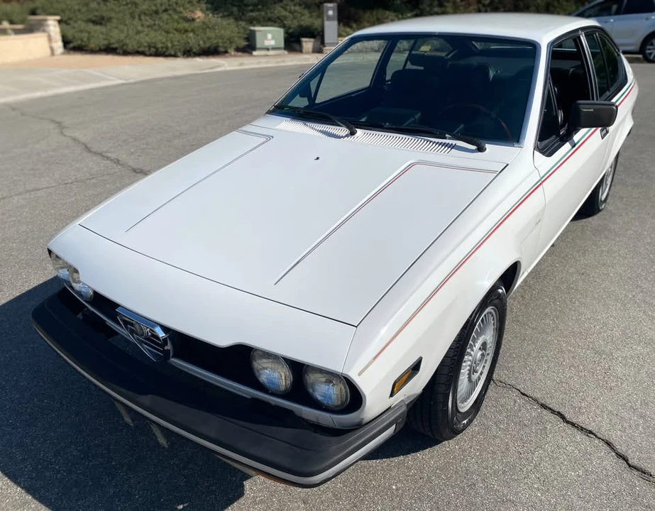1977 Alfa Romeo Alfetta GT - Image 9 of 19