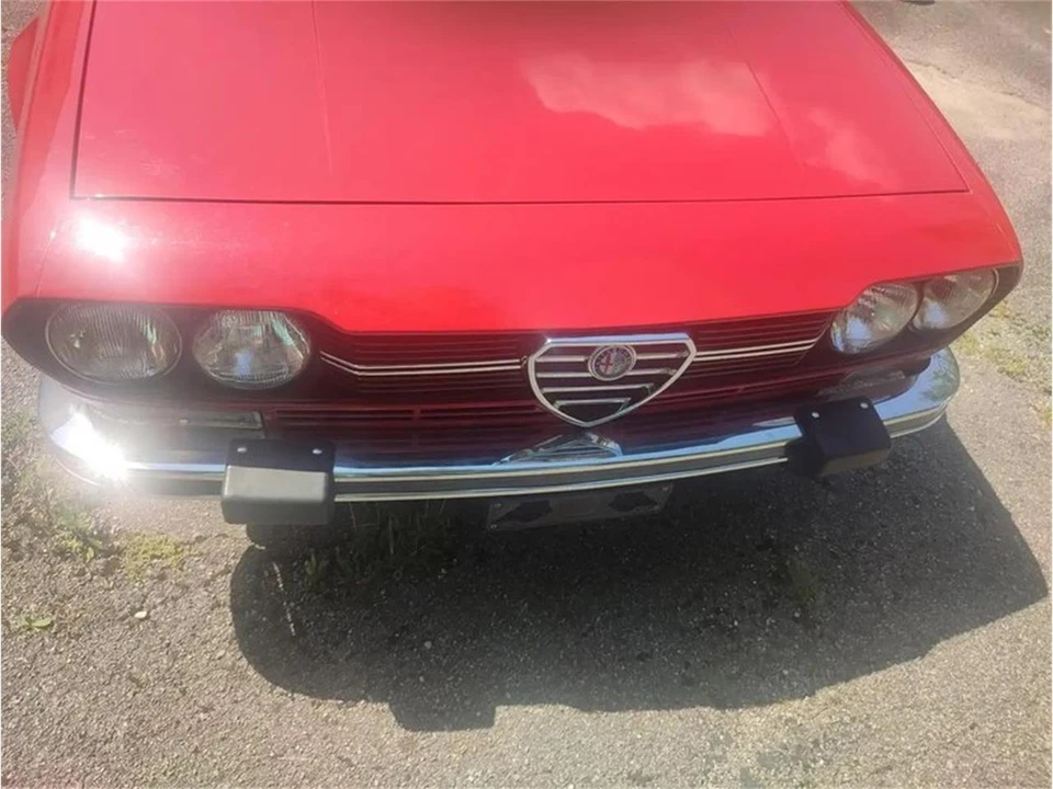 1977 Alfa Romeo - Image 2 of 12