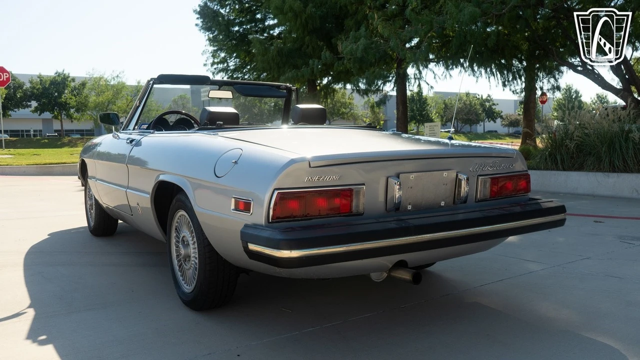 1977 Alfa Romeo Series 2 - Image 11 of 21