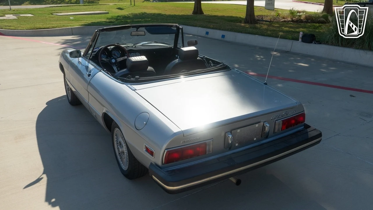 1977 Alfa Romeo Series 2 - Image 10 of 21