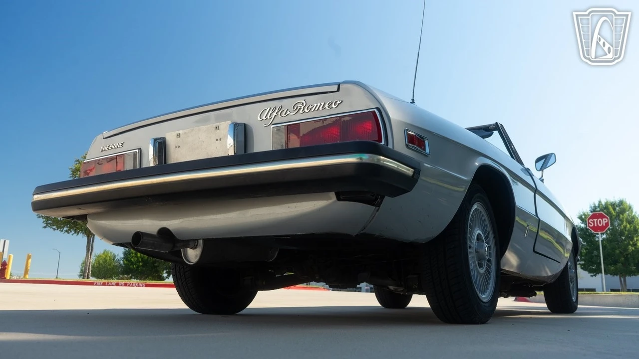 1977 Alfa Romeo Series 2 - Image 18 of 21