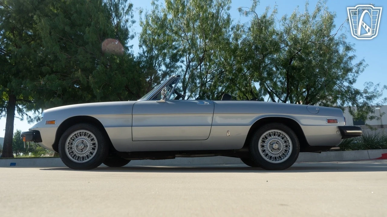 1977 Alfa Romeo Series 2 - Image 9 of 21