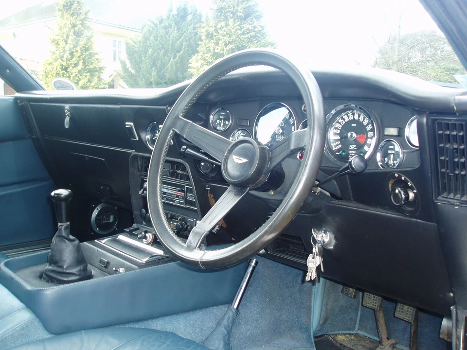 1977 Aston Martin AM V8 - Image 3 of 4