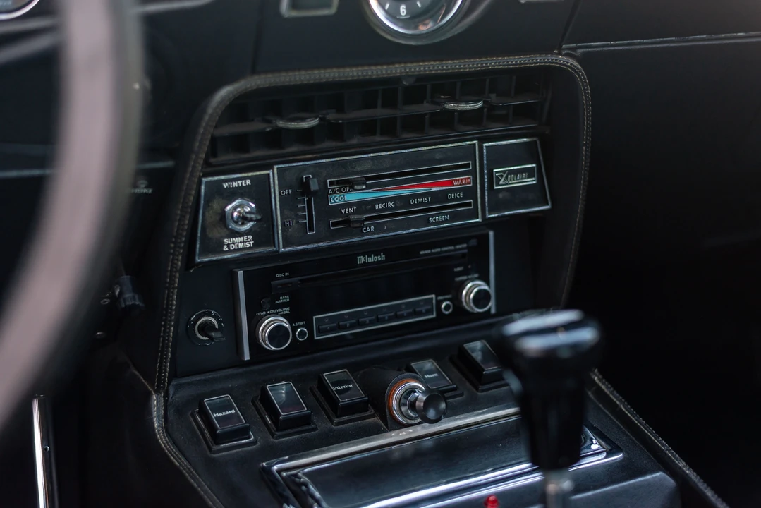 1977 Aston Martin AM V8 - Image 7 of 31