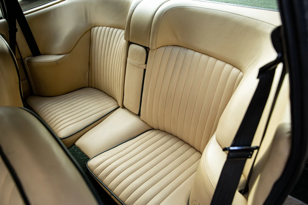 1977 Aston Martin AM V8 - Image 17 of 18