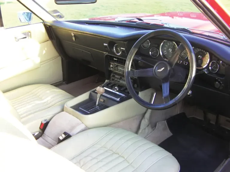 1977 Aston Martin AM V8 - Image 4 of 6