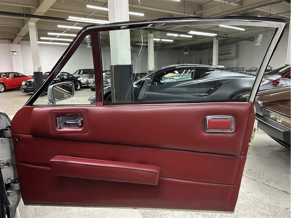 1977 Aston Martin AM V8 - Image 29 of 31