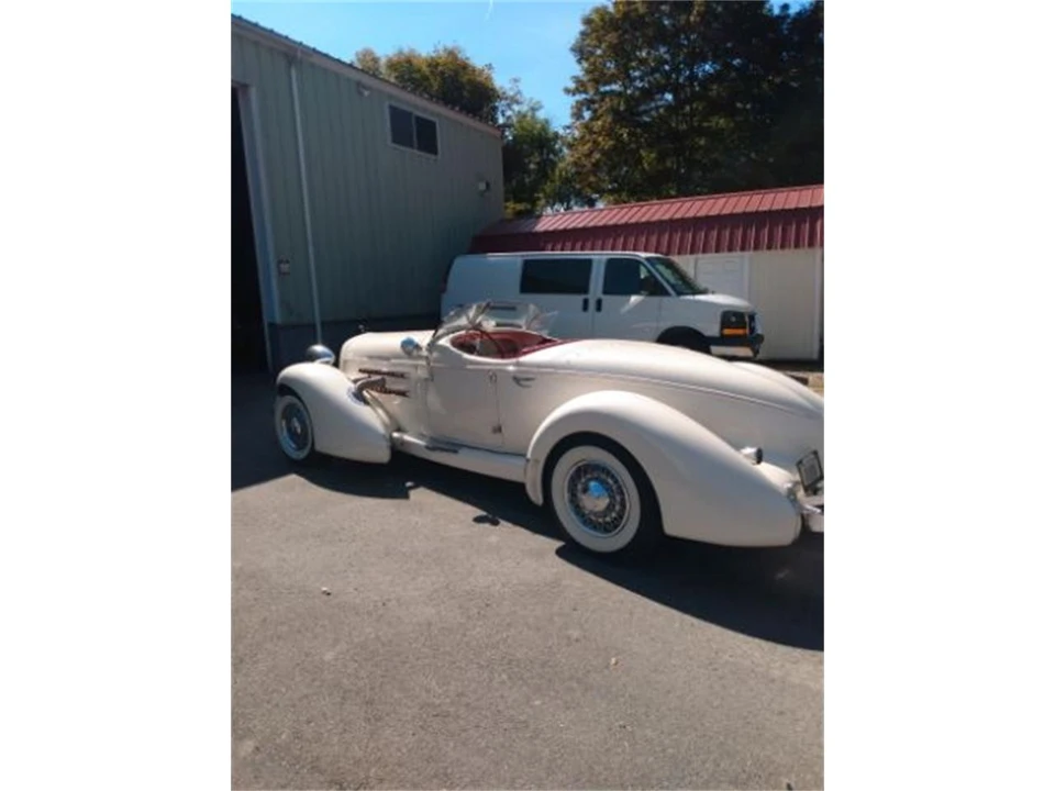 1977 Auburn Speedster - Image 6 of 14