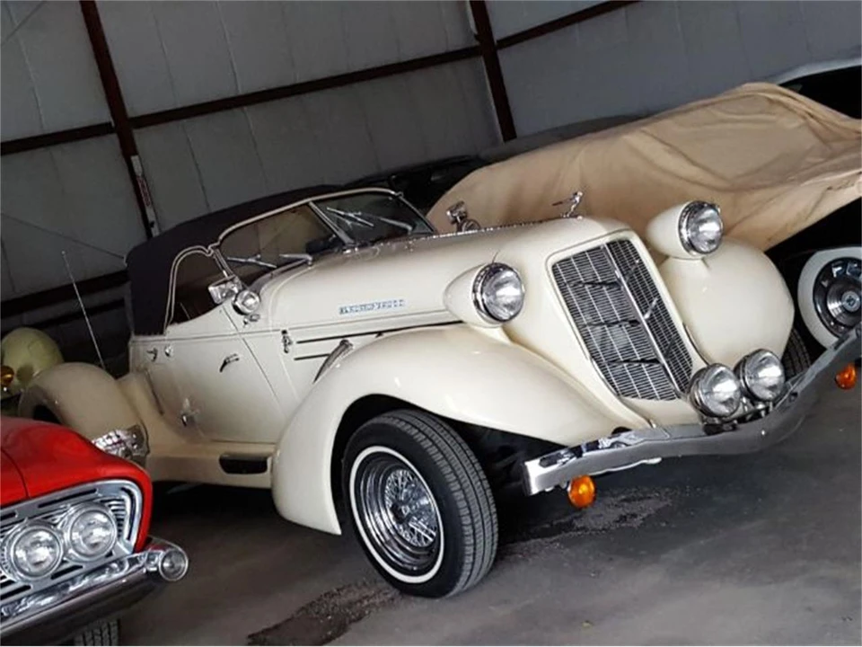 1977 Auburn Speedster - Image 13 of 14