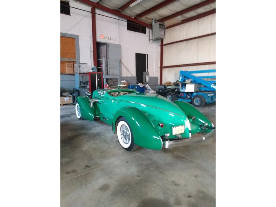 1977 Auburn Speedster - Image 2 of 13