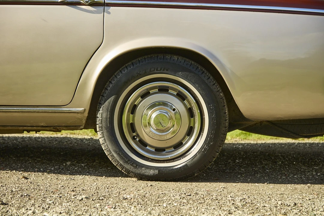 1977 Bentley T2 - Image 13 of 30
