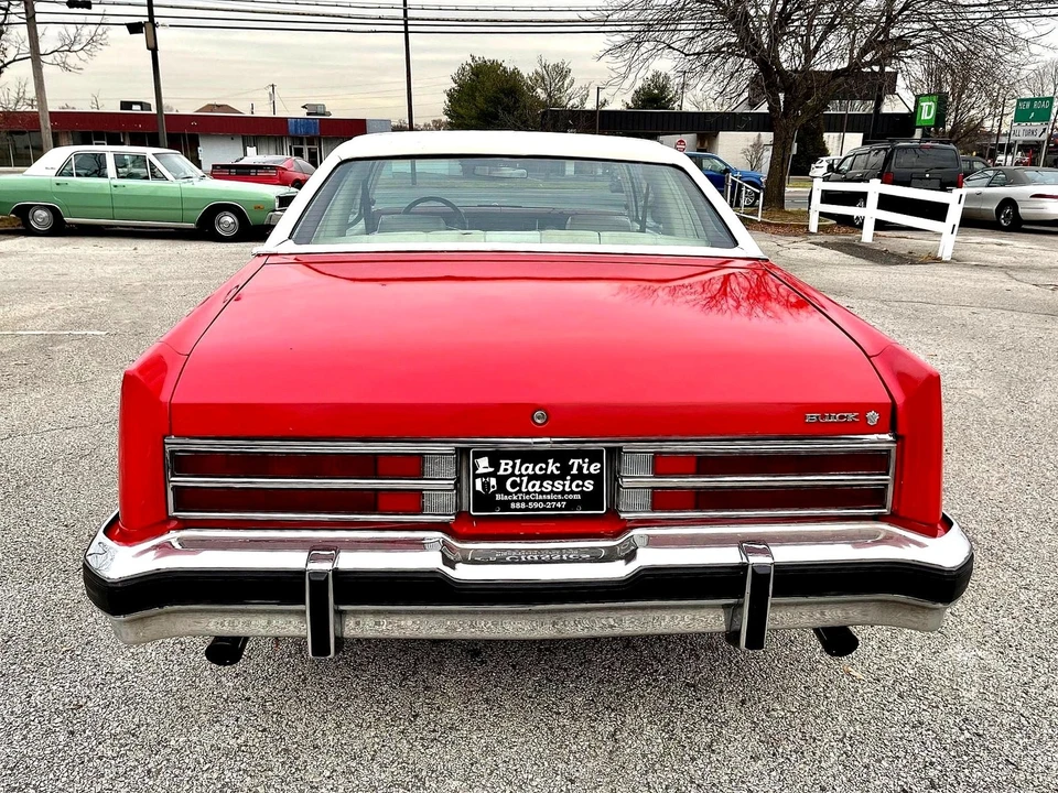 1977 Buick Electra - Image 13 of 21
