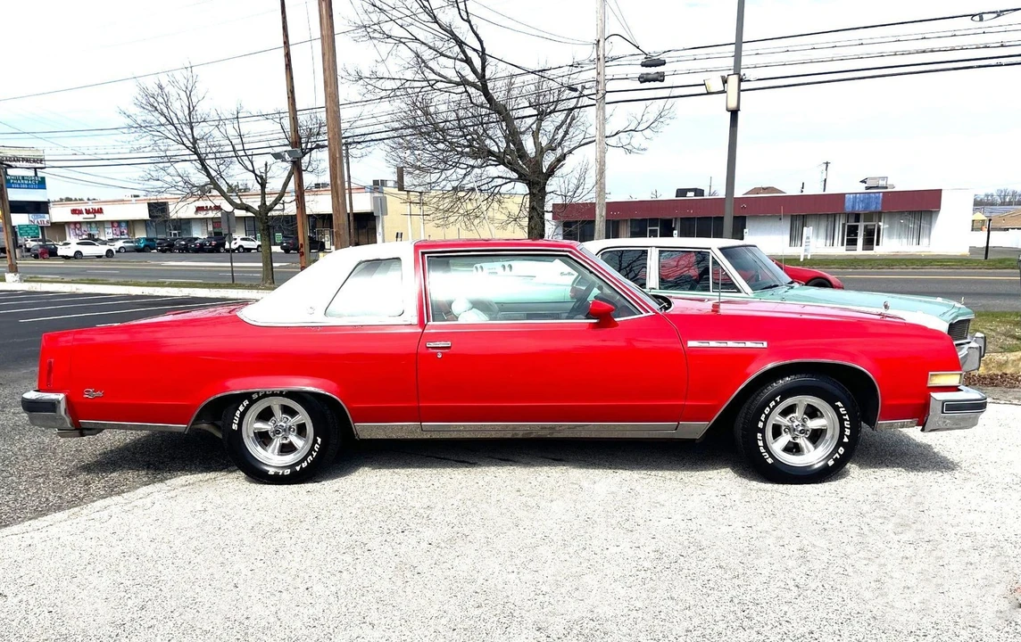1977 Buick Electra - Image 16 of 21