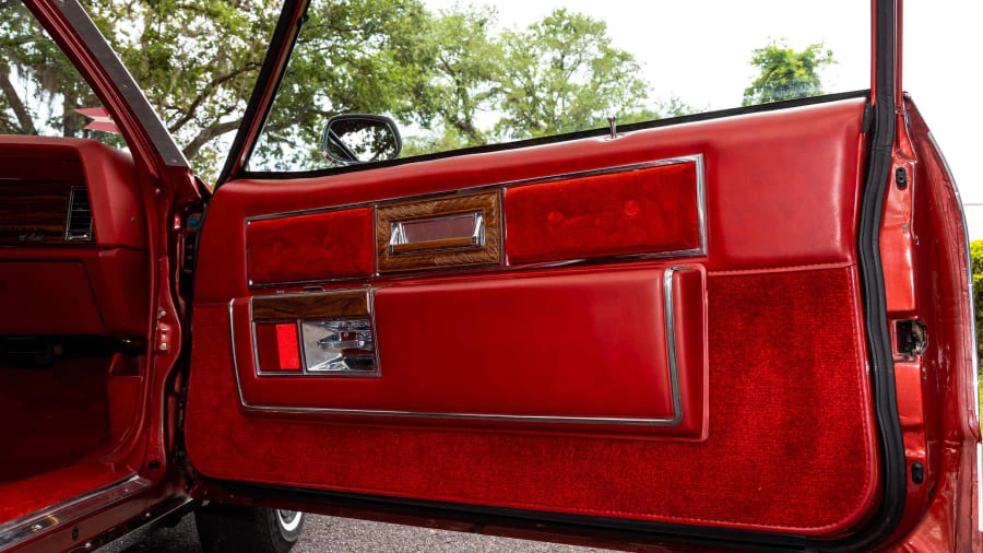 1977 Buick Electra - Image 23 of 31