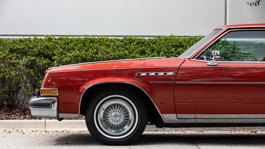 1977 Buick Electra - Image 15 of 31