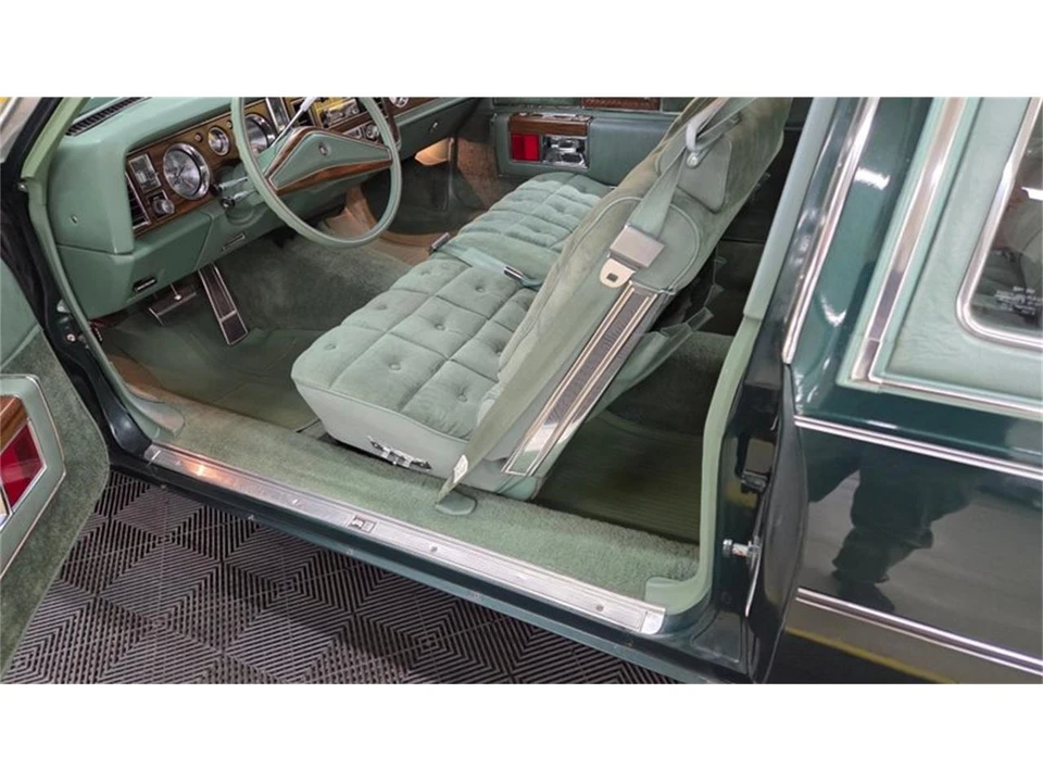 1977 Buick Electra - Image 23 of 31