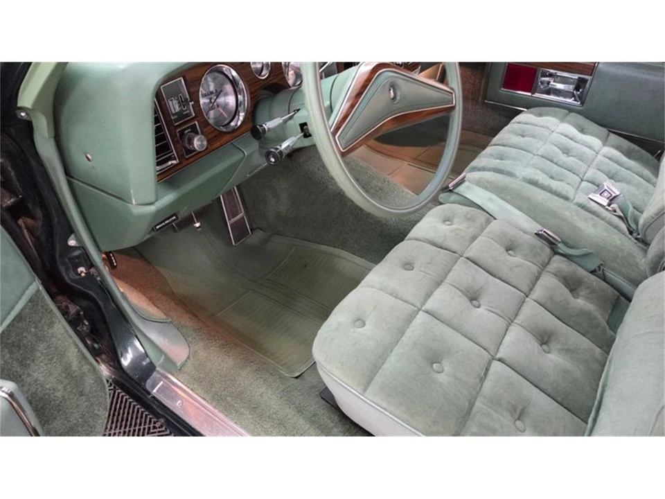 1977 Buick Electra - Image 25 of 31