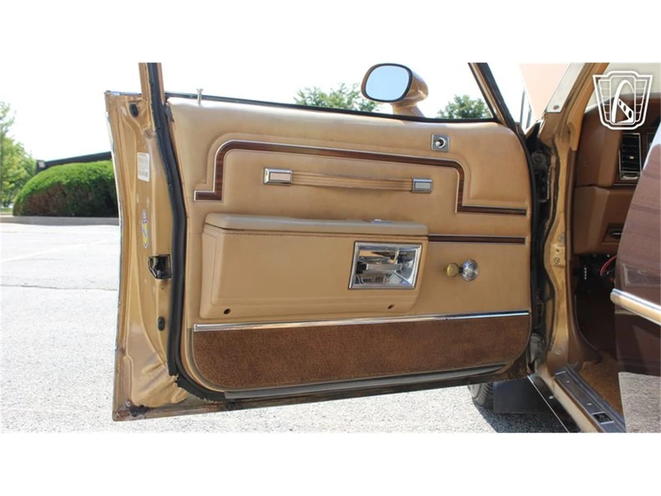 1977 Buick LeSabre - Image 12 of 31