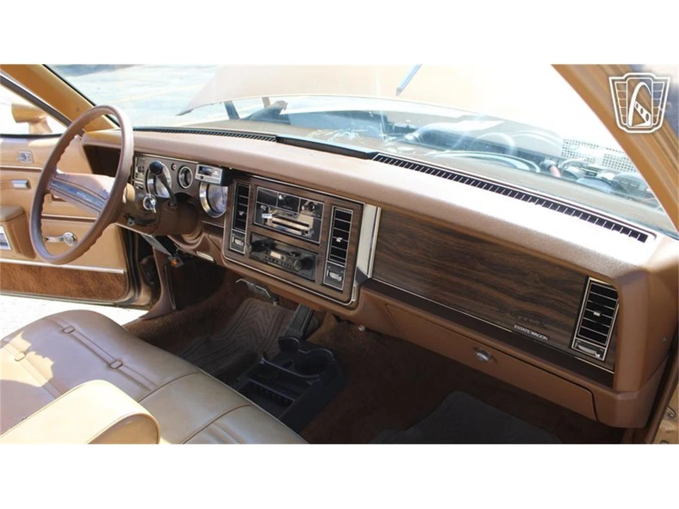 1977 Buick LeSabre - Image 14 of 31