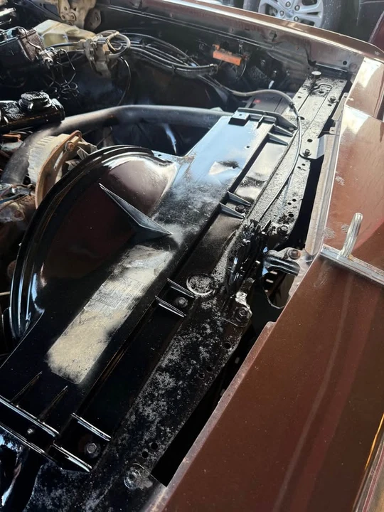 1977 Buick LeSabre - Image 15 of 17