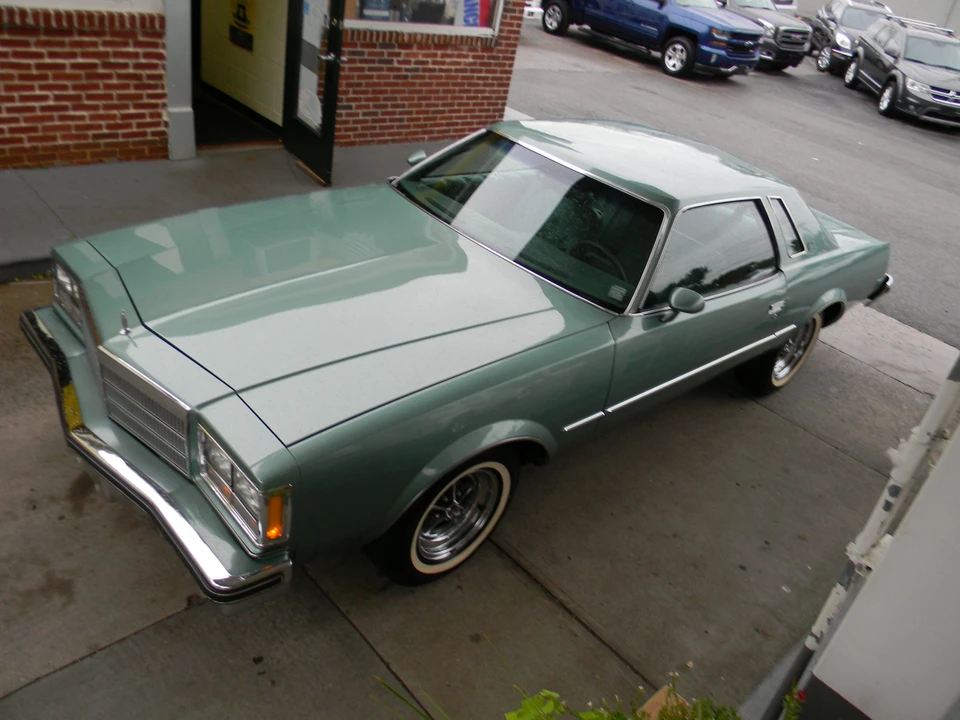 1977 Buick Regal - Image 18 of 31