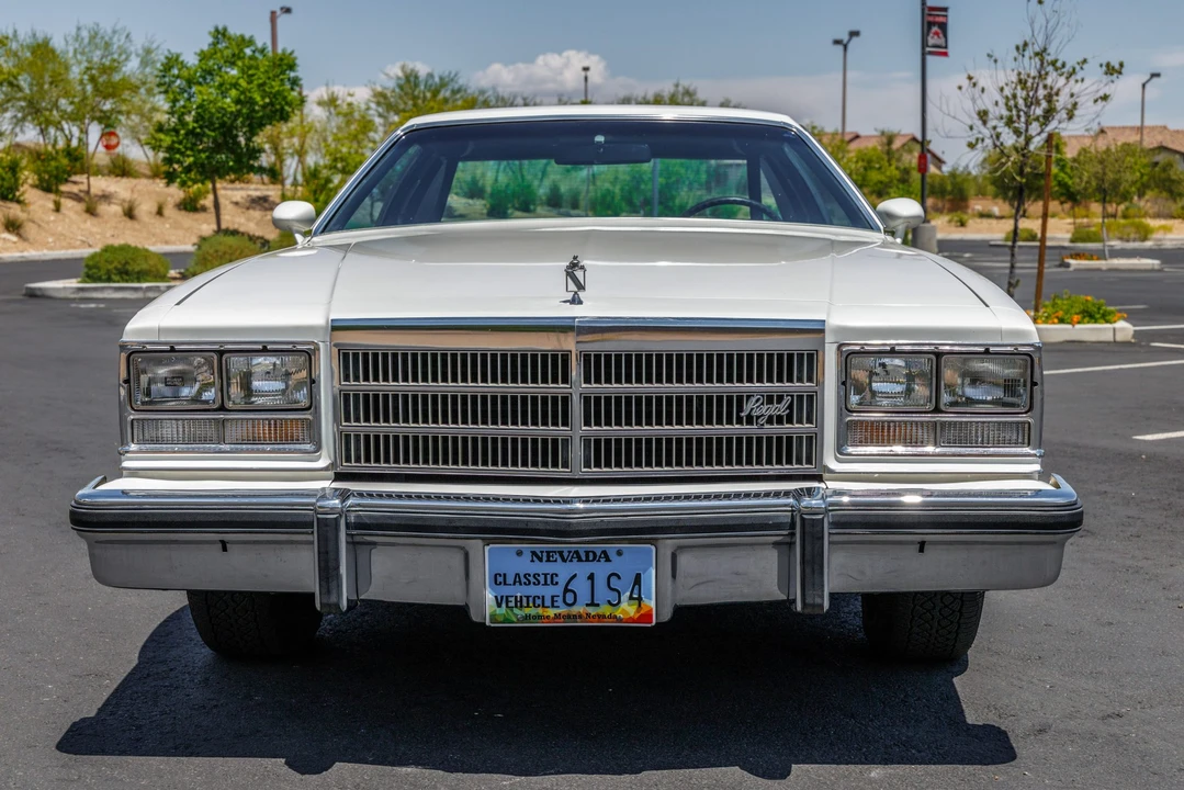 1977 Buick Regal - Image 9 of 31