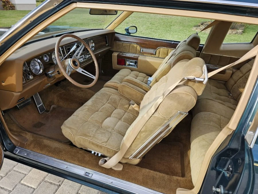 1977 Buick Riviera 4th-7th Gen - Image 10 of 18