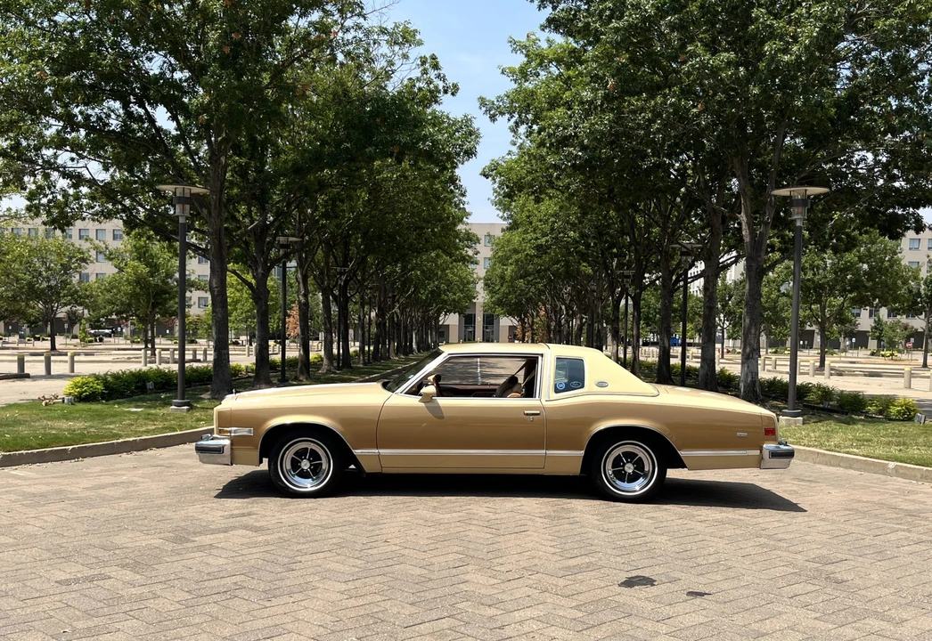 1977 Buick Riviera 4th-7th Gen - Image 15 of 31
