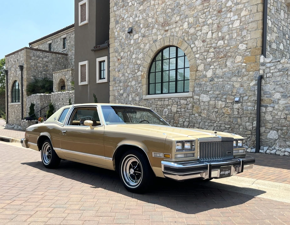 1977 Buick Riviera 4th-7th Gen - Image 26 of 31