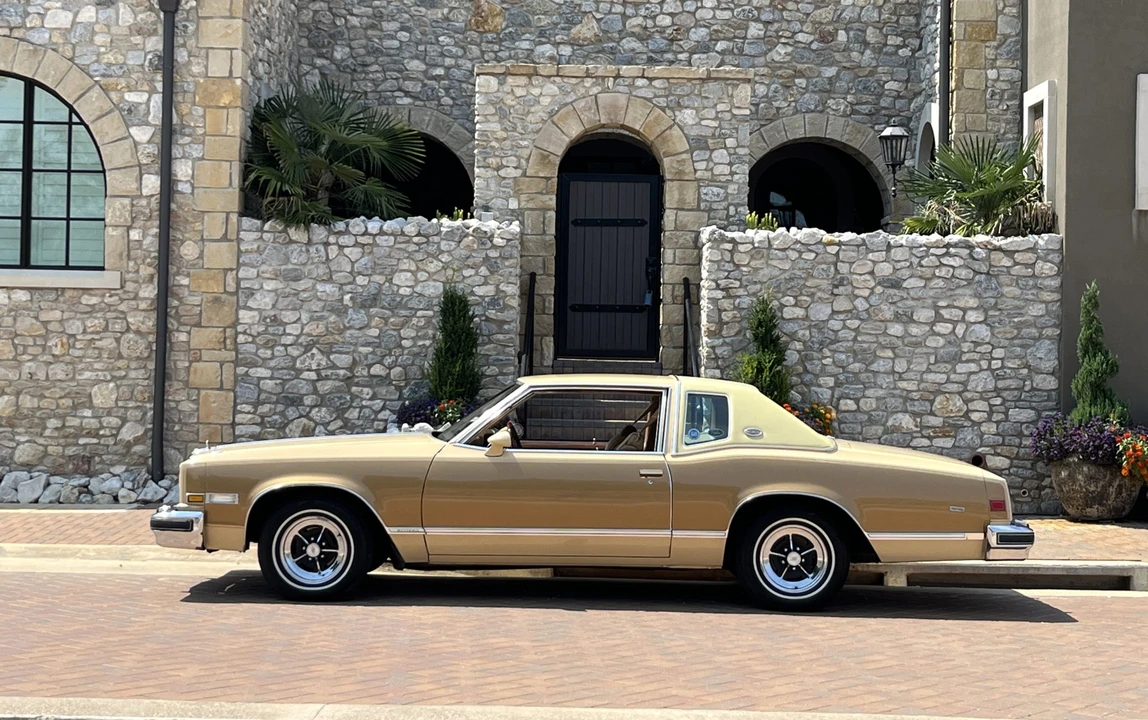 1977 Buick Riviera 4th-7th Gen - Image 22 of 31