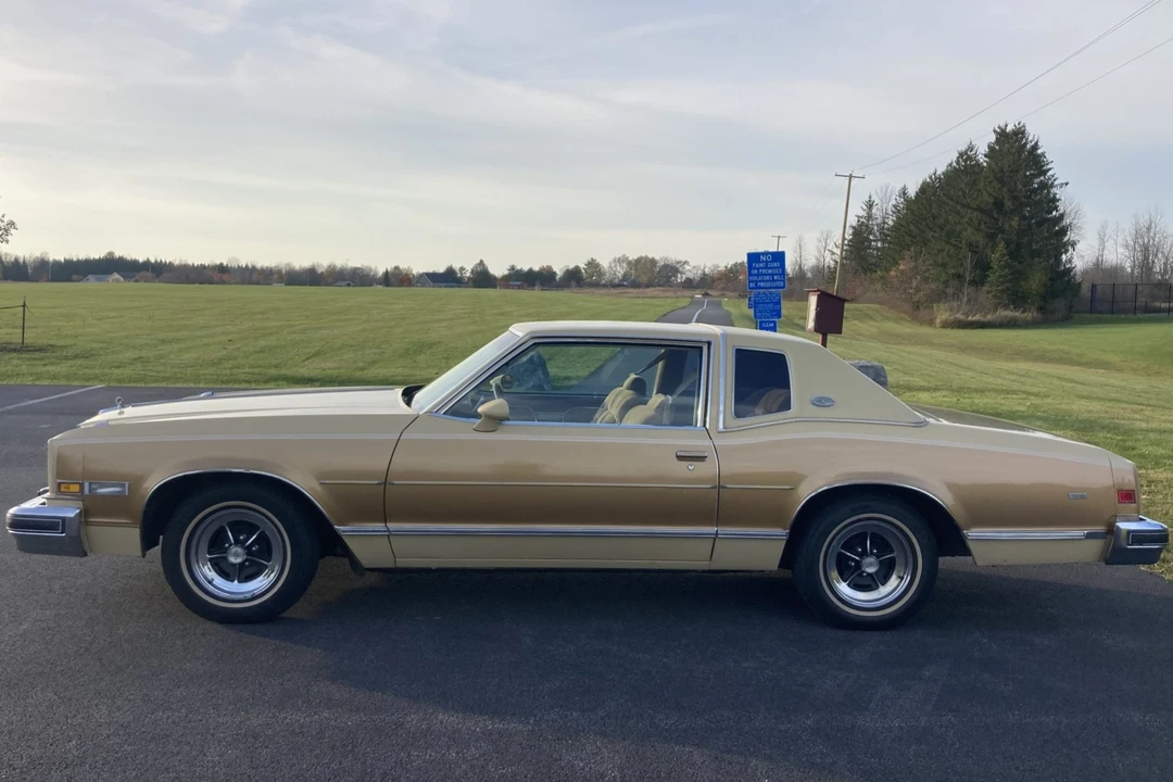 1977 Buick Riviera 4th-7th Gen - Image 16 of 31