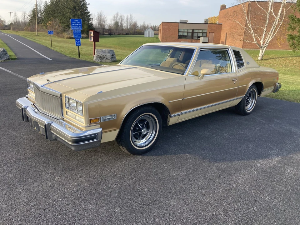 1977 Buick Riviera 4th-7th Gen - Image 3 of 31