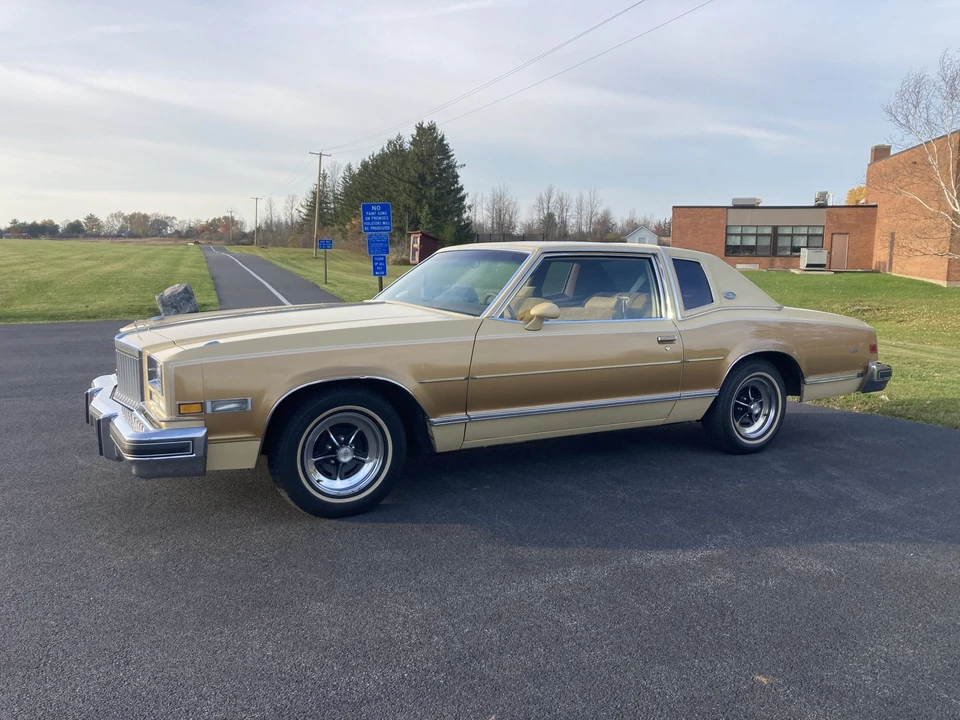 1977 Buick Riviera 4th-7th Gen - Image 15 of 31
