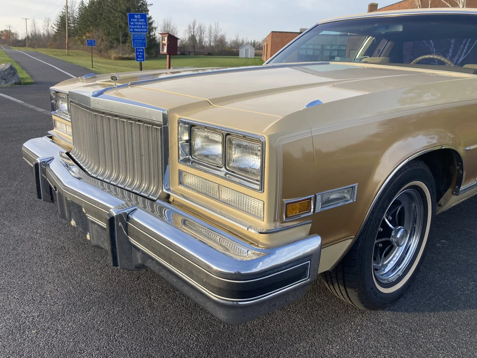 1977 Buick Riviera 4th-7th Gen - Image 18 of 31