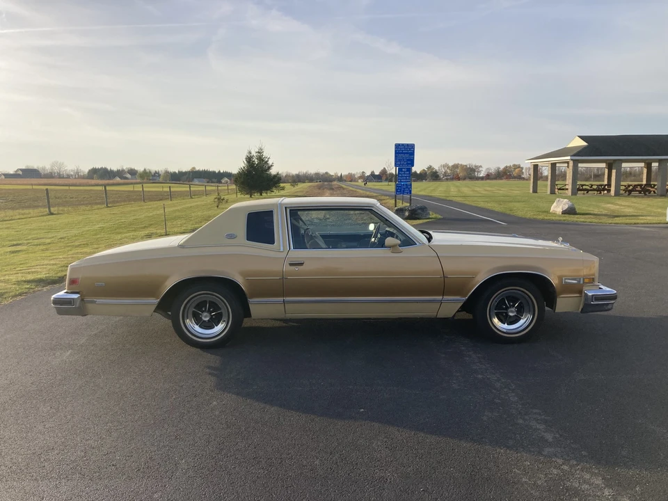 1977 Buick Riviera 4th-7th Gen - Image 11 of 31