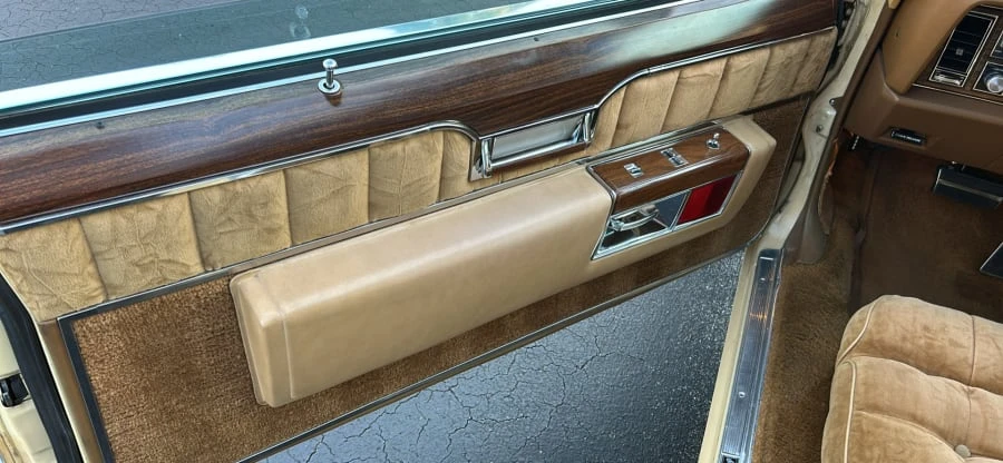 1977 Buick Riviera 4th-7th Gen - Image 12 of 18