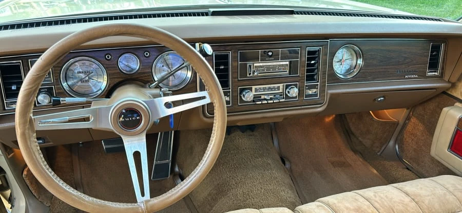 1977 Buick Riviera 4th-7th Gen - Image 16 of 18