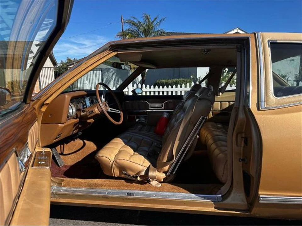 1977 Buick Riviera 4th-7th Gen - Image 12 of 17