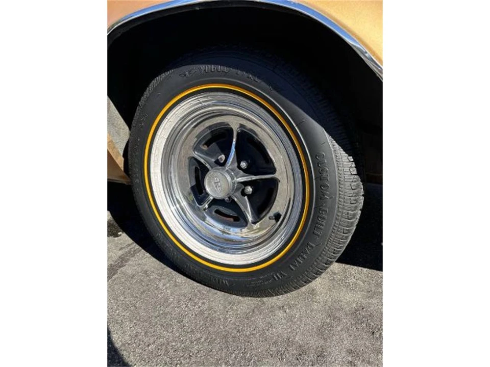 1977 Buick Riviera 4th-7th Gen - Image 14 of 17