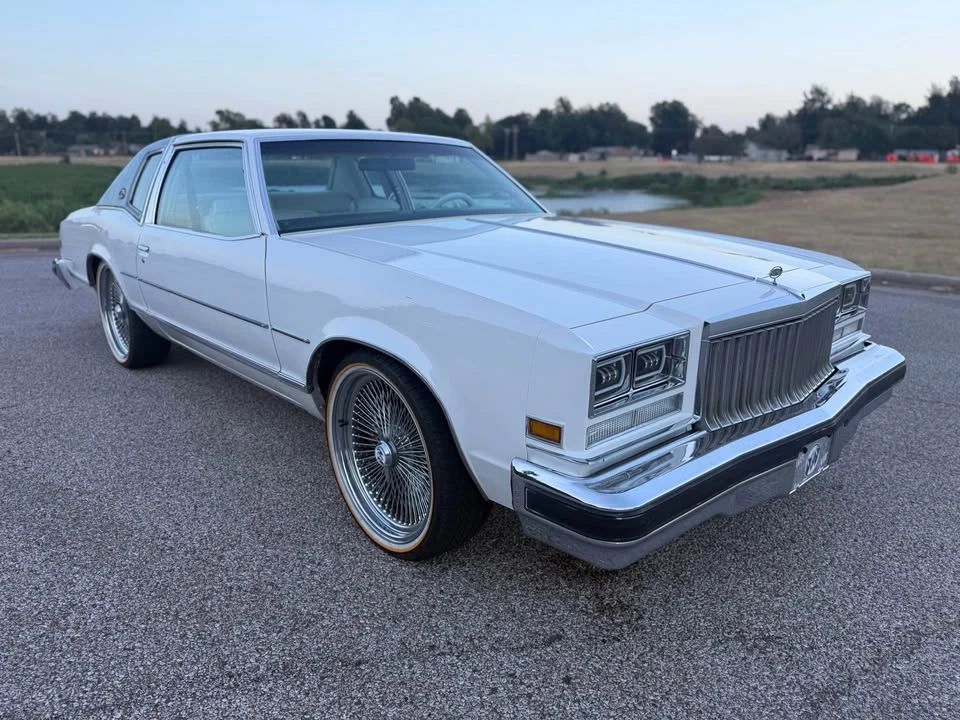 1977 Buick Riviera 4th-7th Gen - Image 3 of 7