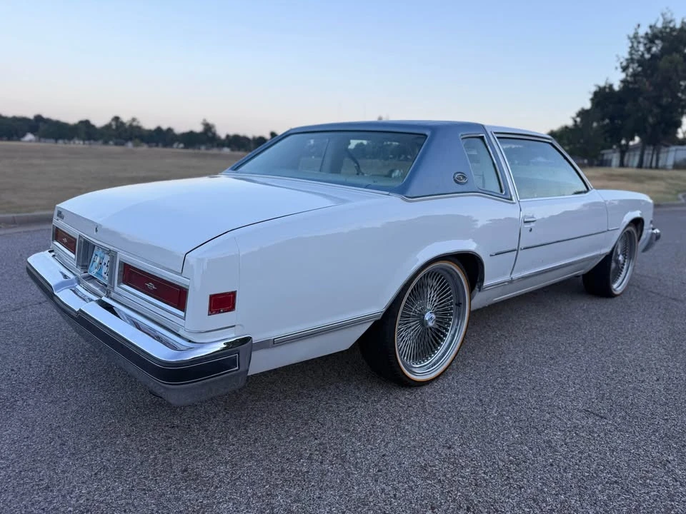 1977 Buick Riviera 4th-7th Gen - Image 2 of 7