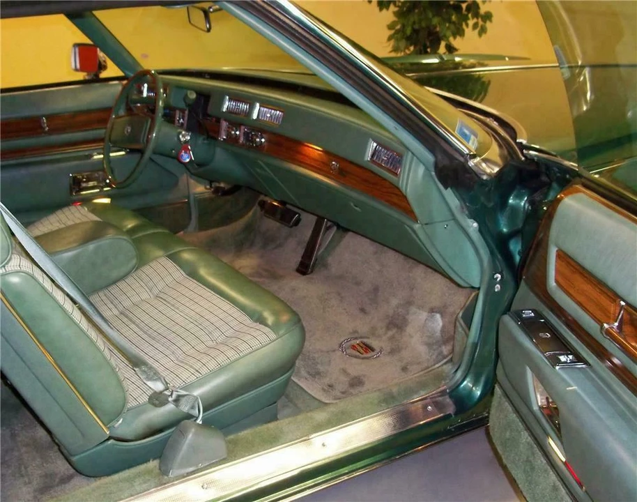 1977 Cadillac Eldorado 9th Gen - Image 4 of 5