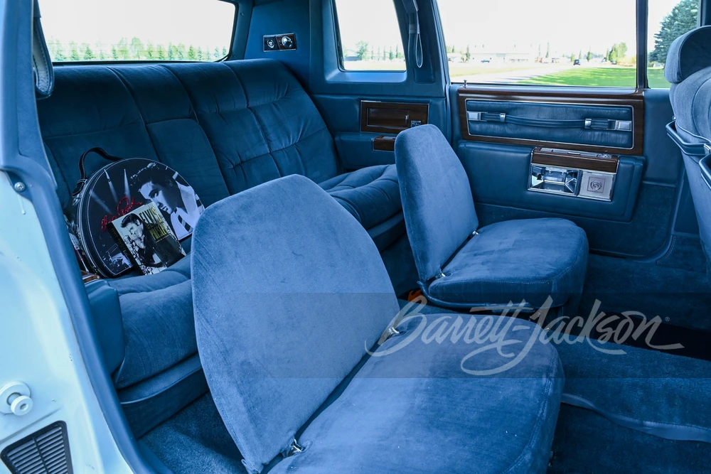 1977 Cadillac Fleetwood - Image 16 of 25