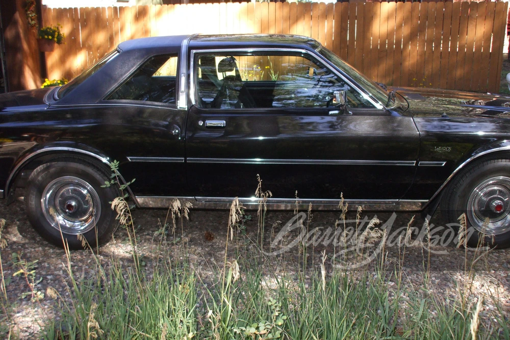 1977 Chrysler LeBaron - Image 16 of 19